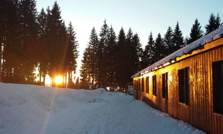 Coucher de soleil sur la station du ski club alpin du Barioz