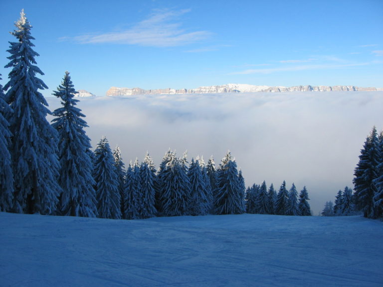 Le paysage vue du haut de la piste de ski du ski club du Barioz